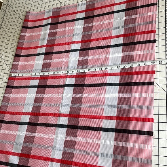 Fabric remnant: red, white, black large abstract plaid, seersucker stripes - Picture 4 of 10